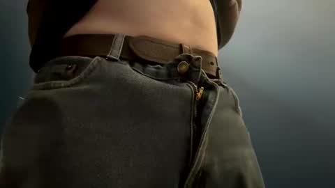 Snapshot of tittyzandbeer chatting on 3, 2, 2025 tittyzandbeer online show from 3, 2, 2025