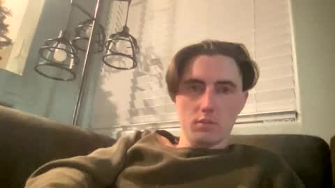 Snapshot of tlayne410 chatting on 18, 10, 2025 tlayne410 online show from 18, 10, 2025