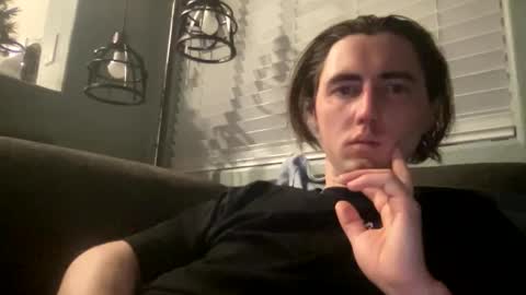 Snapshot of tlayne410 chatting on 13, 4, 2026 tlayne410 online show from 13, 4, 2026