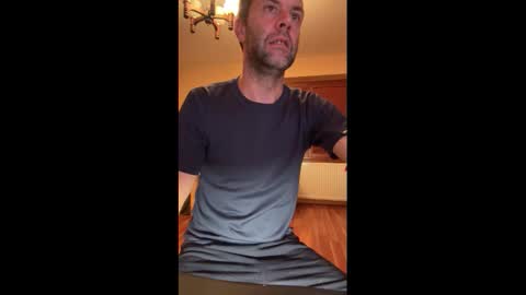 Snapshot of tlcik chatting on 12, 10, 2025 tlcik online show from 12, 10, 2025