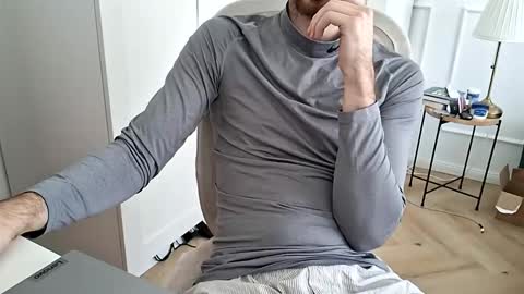 Snapshot of toja112 chatting on 27, 2, 2026 Martin online show from 27, 2, 2026