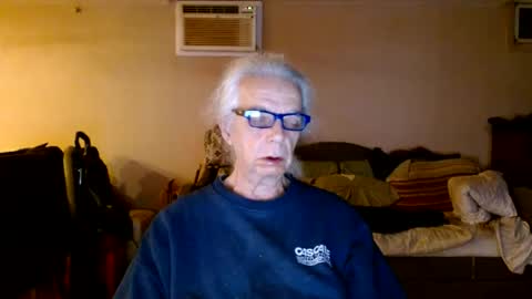 Snapshot of tom112292014 chatting on 16, 12, 2024 tom112292014 online show from 16, 12, 2024