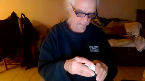 Snapshot of tom112292014 chatting on 26, 12, 2024 tom112292014 online show from 26, 12, 2024