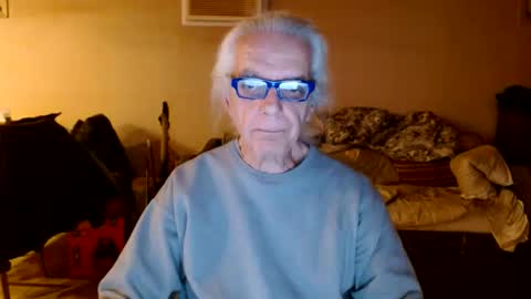 Snapshot of tom112292014 chatting on 19, 2, 2025 tom112292014 online show from 19, 2, 2025