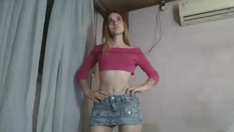 Snapshot of tom316972 chatting on 10, 12, 2024 Flor online show from 10, 12, 2024