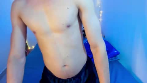 Tom Blue online show from 22, 3, 2026