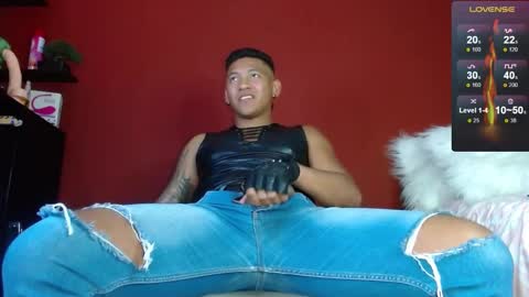 Tom online show from 22, 2, 2025