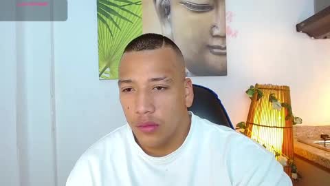 Tom muscle1 online show from 29, 12, 2024