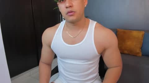 Tom Sin online show from 28, 1, 2025