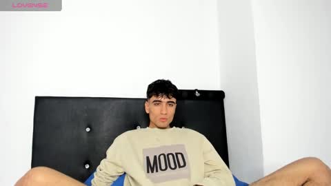 Snapshot of tom_walton chatting on 9, 2, 2025 tom online show from 9, 2, 2025