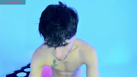 Snapshot of tom_walton chatting on 28, 2, 2025 tom online show from 28, 2, 2025