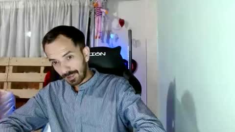 tomas gerauld. make me happy with 10000 tokens online show from 10, 3, 2026