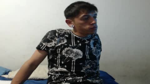 Snapshot of tomas_turbado_ chatting on 15, 4, 2026 tomas_turbado_ online show from 15, 4, 2026