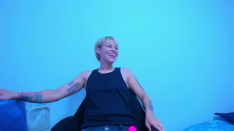 tomboygirl69 online show from 9, 6, 2026