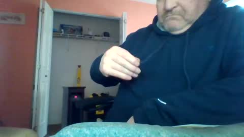 Snapshot of tomcat4848 chatting on 14, 10, 2025 tomcat4848 online show from 14, 10, 2025