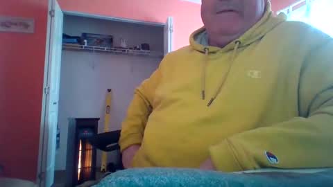 Snapshot of tomcat4848 chatting on 18, 12, 2025 tomcat4848 online show from 18, 12, 2025