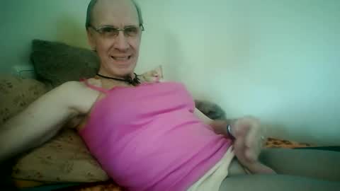 Snapshot of tomislav321 chatting on 20, 4, 2026 tomislav321 online show from 20, 4, 2026