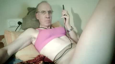Snapshot of tomislav321 chatting on 24, 5, 2026 tomislav321 online show from 24, 5, 2026