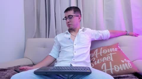 Tomas online show from 11, 2, 2026