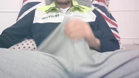 tommaso9046 online show from 19, 1, 2025