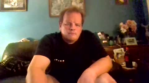 Snapshot of tommp1990 chatting on 15, 6, 2026 TommyP90 online show from 15, 6, 2026