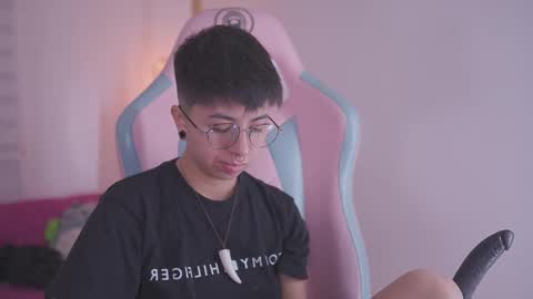 Blue  online show from 25, 11, 2025