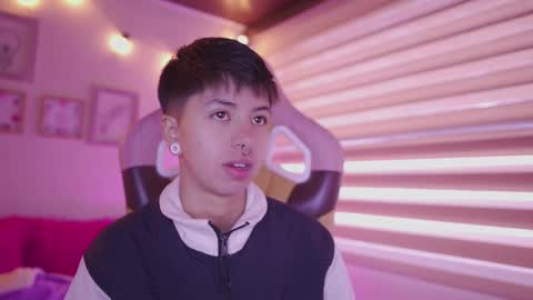 Blue  online show from 23, 2, 2026