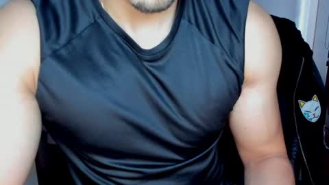 Snapshot of tommy_bred chatting on 18, 6, 2026 Twitter BreddTommy IG tommy bredd online show from 18, 6, 2026