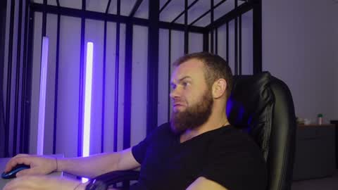 Snapshot of tommy_burnzzz chatting on 25, 1, 2025 tommy burnzzz online show from 25, 1, 2025