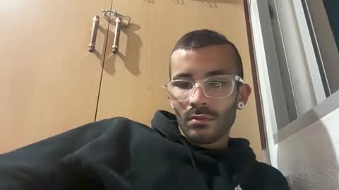 TOMMYDESIREX online show from 29, 4, 2026