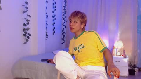 Tommy Foxboy online show from 21, 1, 2025