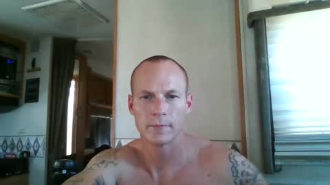 tommygunsfit online show from 6, 10, 2025