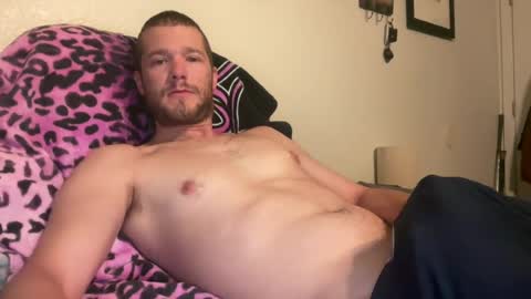 Snapshot of tommygunzsolo chatting on 5, 7, 2026 tommygunzsolo online show from 5, 7, 2026