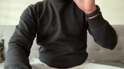 Snapshot of tommyjay32 chatting on 16, 9, 2025 tommyjay32 online show from 16, 9, 2025