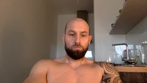 Snapshot of tommyx01 chatting on 10, 12, 2024 Thomas Fit online show from 10, 12, 2024