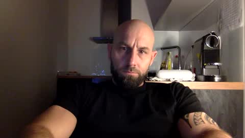Snapshot of tommyx01 chatting on 15, 12, 2024 Thomas Fit online show from 15, 12, 2024