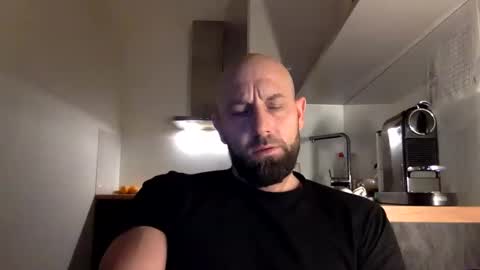 Snapshot of tommyx01 chatting on 16, 12, 2024 Thomas Fit online show from 16, 12, 2024