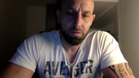 Snapshot of tommyx01 chatting on 25, 12, 2024 Thomas Fit online show from 25, 12, 2024