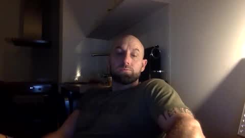 Snapshot of tommyx01 chatting on 2, 2, 2025 Thomas Fit online show from 2, 2, 2025