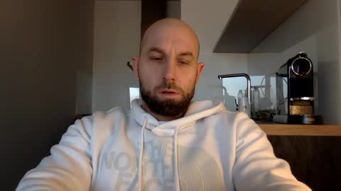Snapshot of tommyx01 chatting on 4, 2, 2025 Thomas Fit online show from 4, 2, 2025