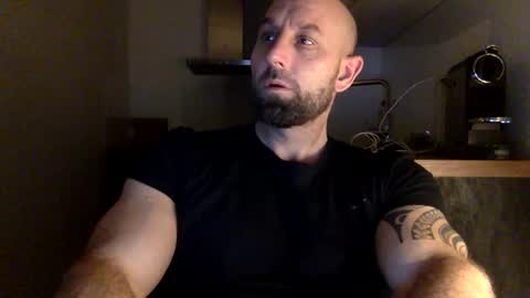 Snapshot of tommyx01 chatting on 4, 2, 2025 Thomas Fit online show from 4, 2, 2025