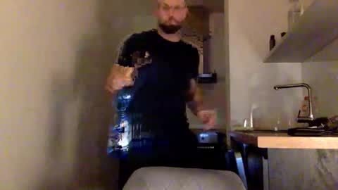 Snapshot of tommyx01 chatting on 25, 2, 2025 Thomas Fit online show from 25, 2, 2025