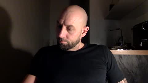 Snapshot of tommyx01 chatting on 11, 3, 2025 Thomas Fit online show from 11, 3, 2025