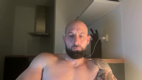 Snapshot of tommyx01 chatting on 11, 9, 2025 Thomas Fit online show from 11, 9, 2025