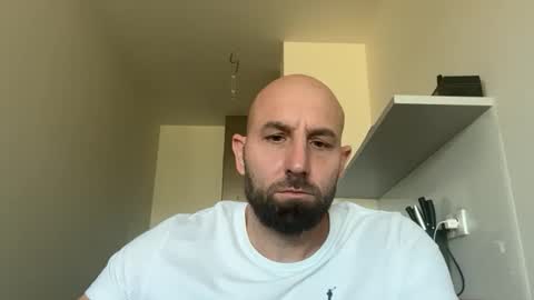 Snapshot of tommyx01 chatting on 21, 9, 2025 Thomas Fit online show from 21, 9, 2025