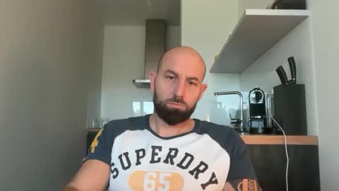 Snapshot of tommyx01 chatting on 26, 9, 2025 Thomas Fit online show from 26, 9, 2025