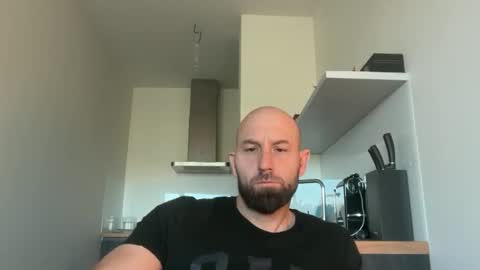Snapshot of tommyx01 chatting on 29, 9, 2025 Thomas Fit online show from 29, 9, 2025