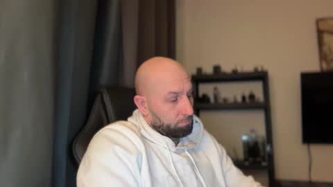 Thomas Fit online show from 1, 2, 2026