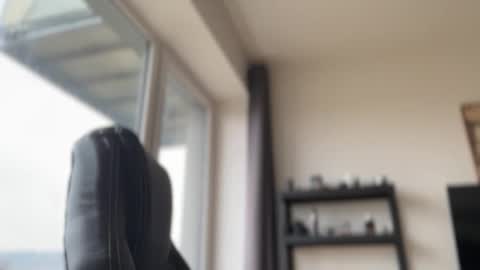 Thomas Fit online show from 6, 2, 2026