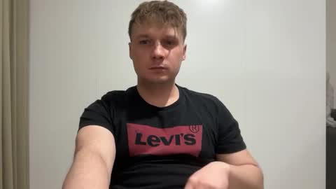 tomsky2703 online show from 14, 4, 2026